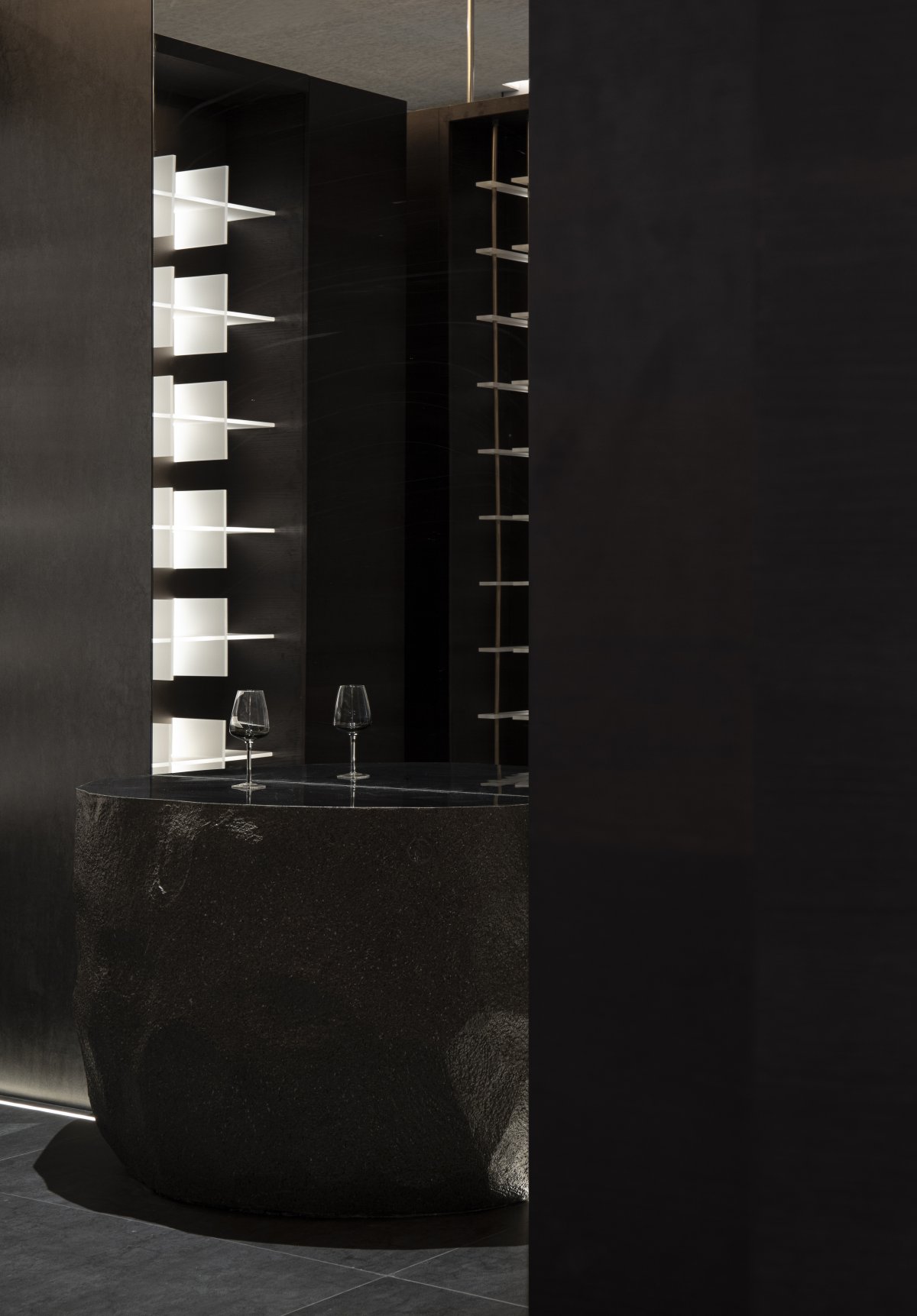 Yinjispace in design x yfd commercialfirm